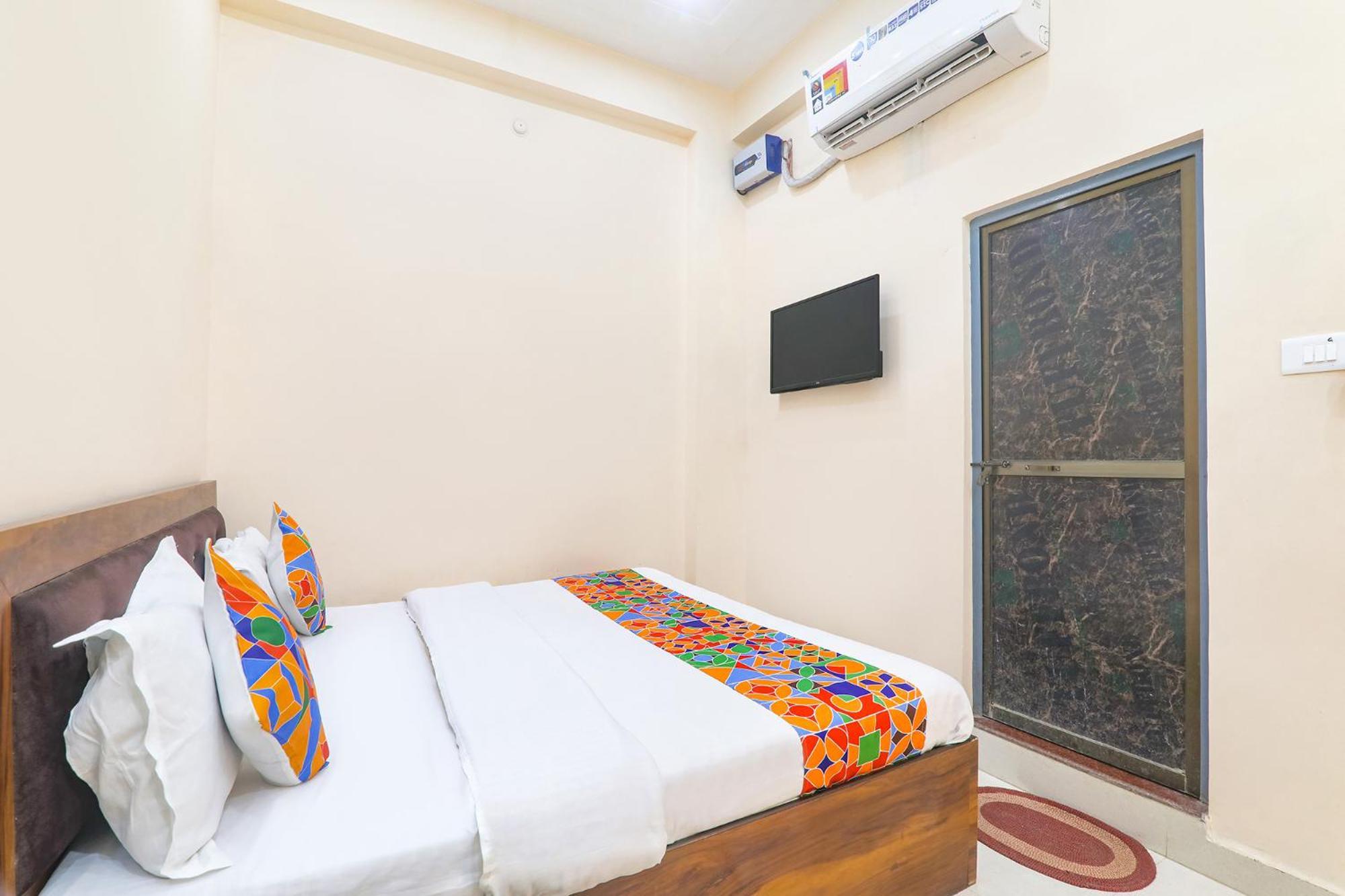 Fabhotel Rk Palace Ayodhya Extérieur photo