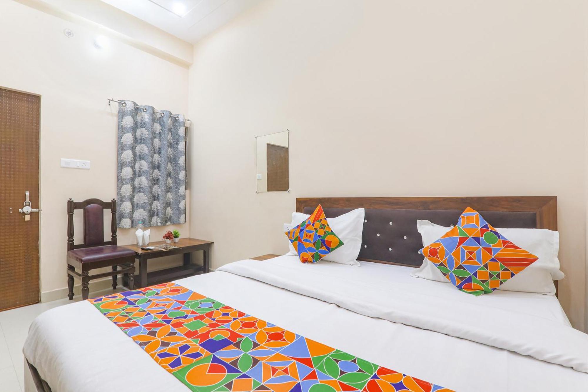Fabhotel Rk Palace Ayodhya Extérieur photo